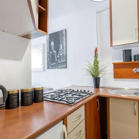 Cozy One Bedroom - Zelazna * Warszawa